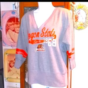 Like New,Oregon State Beavers,Slightly Distressed, V-Necked,3/4 Sleeve Top